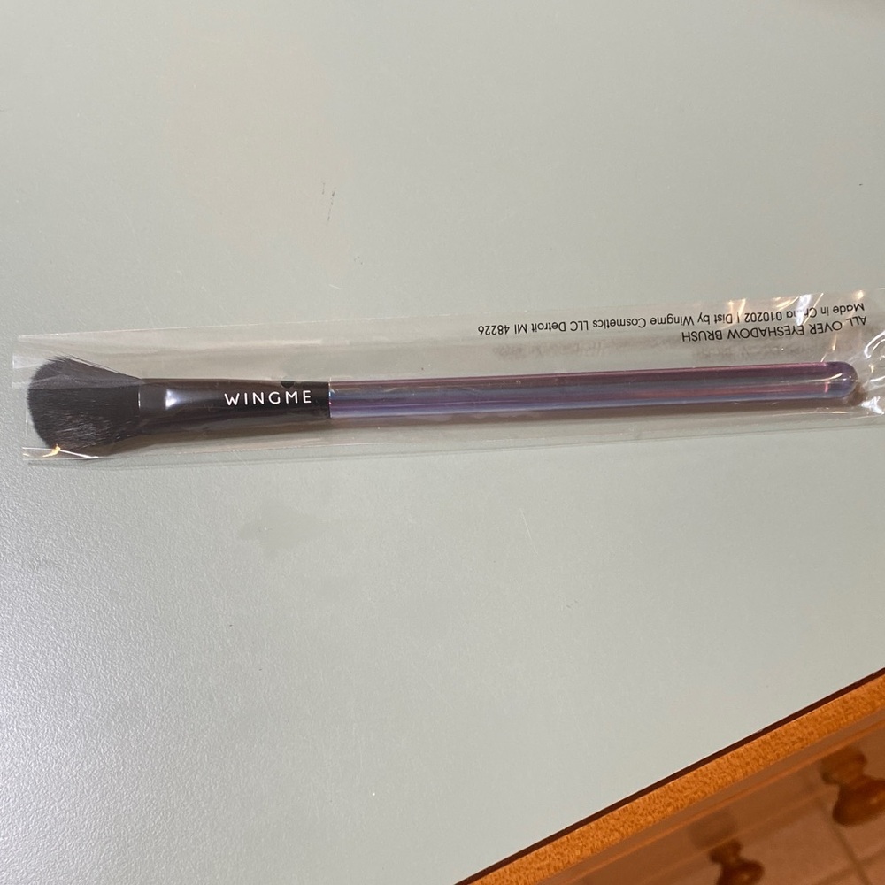 All Over Eyeshadow Makeup Brush